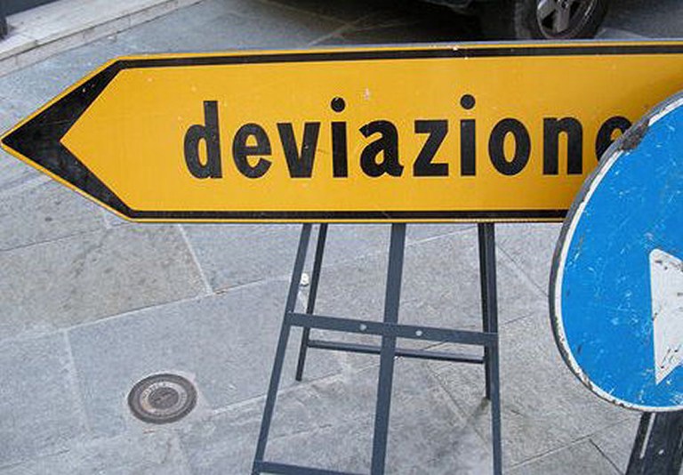 Dal 23 maggio 2025 divieto di transito in via Gorizia per occupazione dehors dei locali della via. In vigore fino al 31 dicembre 2028 solo in alcune fasce orarie e in determinati giorni.