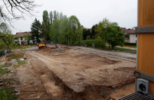 BTavolo lavori Lozer 007.jpg