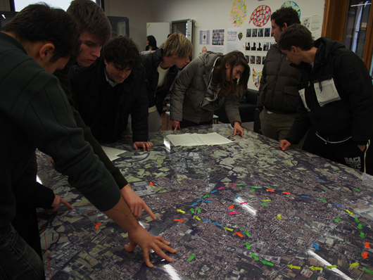 121215simposio18p.jpg